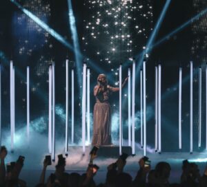 87258497 2210162142625486 4017597457620795392 N 300x272